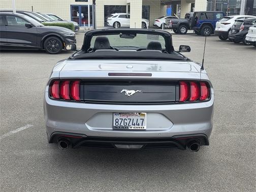 2021 Ford Mustang ECOBOOST PREMIUM