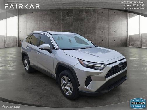 2024 Toyota RAV4 Hybrid XLE