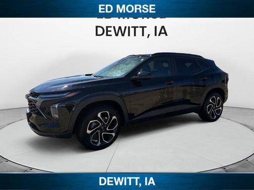 Mosaic Black Metallic 2025 Chevrolet Trax FWD 2RS