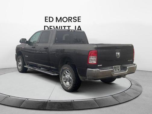 2022 RAM 2500 Tradesman Crew Cab 4x4 6'4' Box