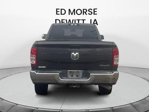 2022 RAM 2500 Tradesman Crew Cab 4x4 6'4' Box