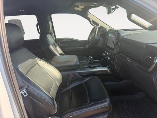 Space White Metallic 2022 Ford F-150 XLT