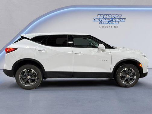 Summit White 2025 Chevrolet Blazer 2LT