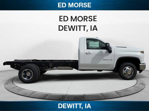 Summit White 2026 Chevrolet Silverado 3500 LT
