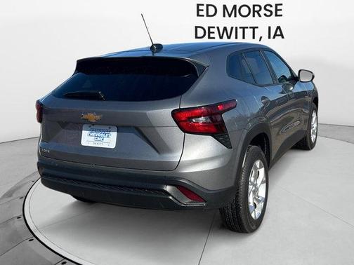 Sterling Gray Metallic 2025 Chevrolet Trax LS