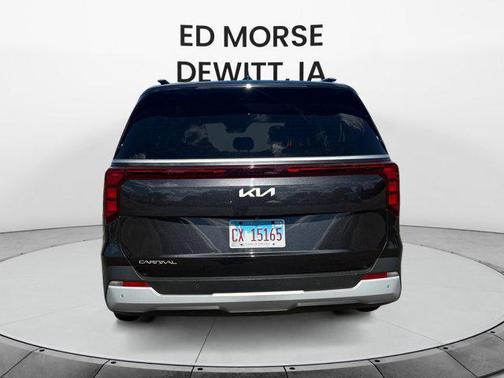 2025 Kia Carnival EX