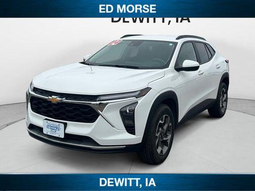 Summit White 2024 Chevrolet Trax LT