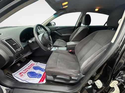 Super Black 2011 Nissan Altima 2.5 S