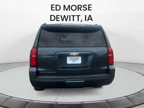 Shadow Gray Metallic 2019 Chevrolet Suburban LT