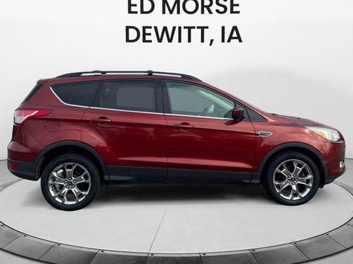 Sunset 2014 Ford Escape SE