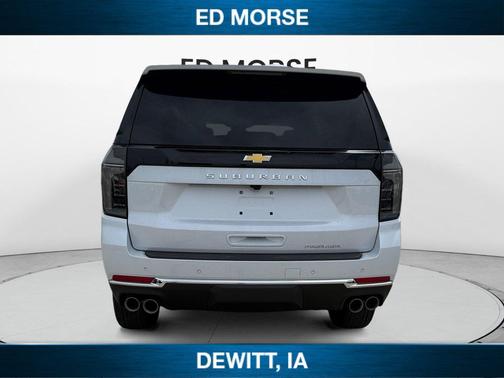 Polar White Tricoat 2026 Chevrolet Suburban Premier