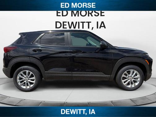 Mosaic Black Metallic 2026 Chevrolet Trailblazer LS