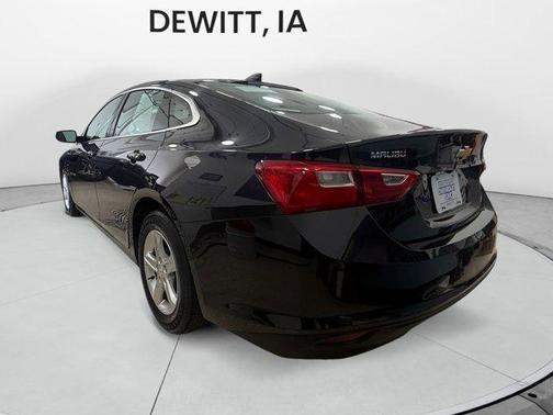 Dark Ash Metallic 2022 Chevrolet Malibu 1LS
