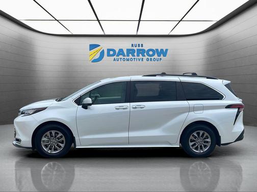 Wind Chill Pearl 2022 Toyota Sienna XLE