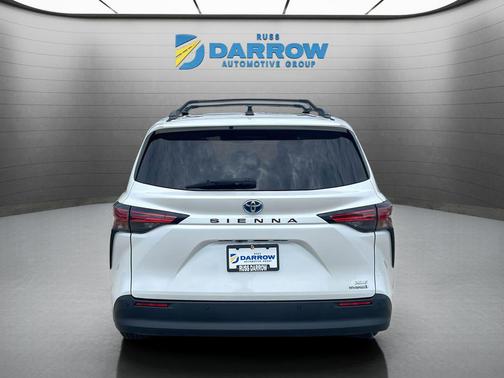 Wind Chill Pearl 2022 Toyota Sienna XLE