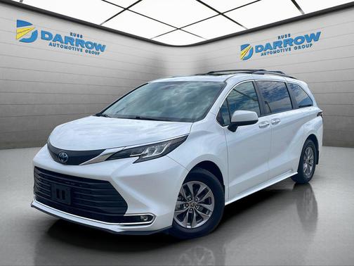 Wind Chill Pearl 2022 Toyota Sienna XLE