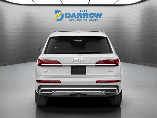 2021 Audi Q7 45 Premium Plus