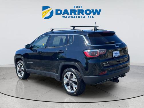 Diamond Black Crystal Pearlcoat 2018 Jeep Compass Limited