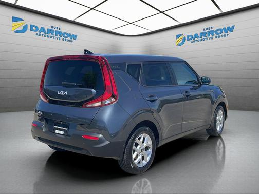 Gravity Gray 2022 Kia Soul LX
