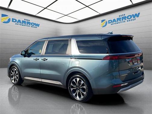 2023 Kia Carnival EX