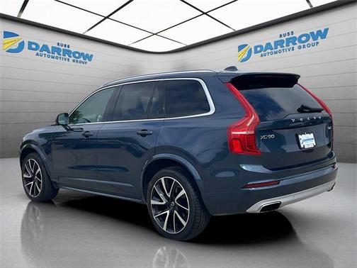 2020 Volvo XC90 T6 Momentum