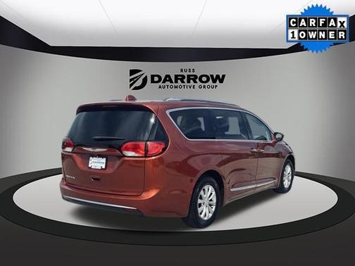 2018 Chrysler Pacifica Touring-L Plus