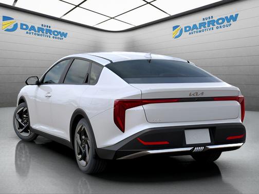 Snow White Pearl 2026 Kia K4 LXS