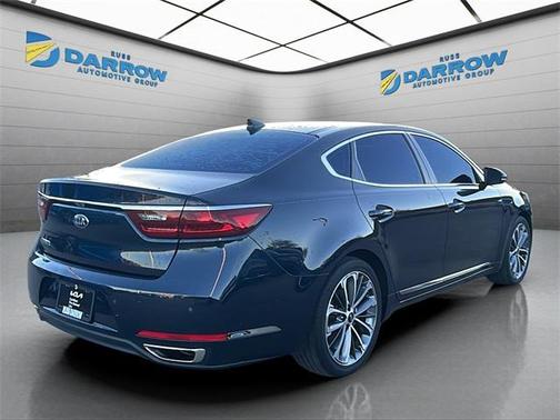 2019 Kia Cadenza Technology