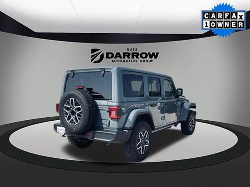 2024 Jeep Wrangler 4-Door Sahara 4x4
