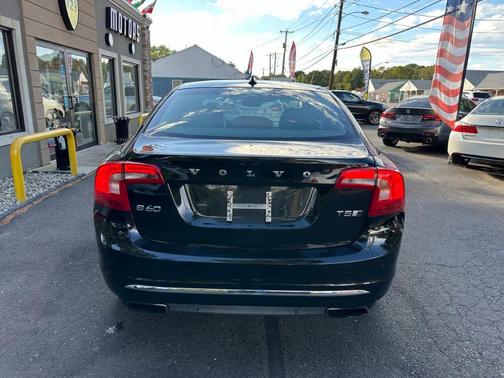 2016 Volvo S60 Inscription T5 Platinum