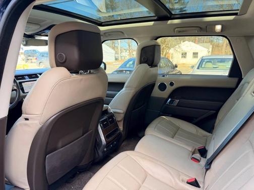 2020 Land Rover Range Rover Sport 3.0L Supercharged HSE