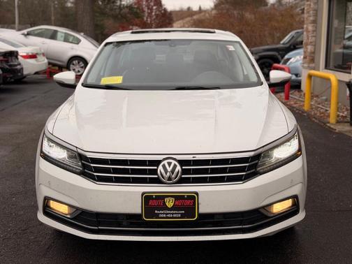 2017 Volkswagen Passat 1.8T SE w/Technology