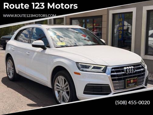 Ibis White 2020 Audi Q5 40 Premium Plus