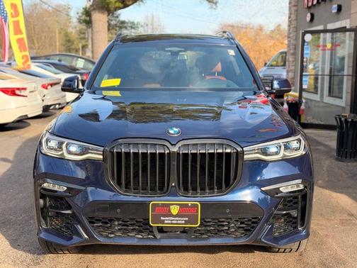 Tanzanite Blue II Metallic 2021 BMW X7 M50i