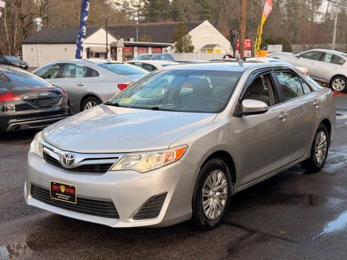 2014 Toyota Camry LE