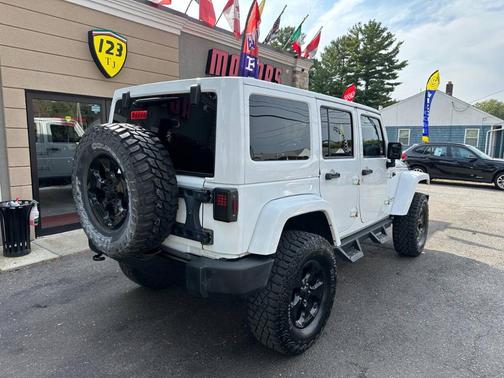 2015 Jeep Wrangler Unlimited Sahara