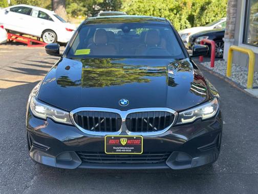 2021 BMW 330 i xDrive