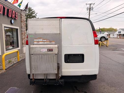 Summit White 2019 Chevrolet Express 3500 Work Van