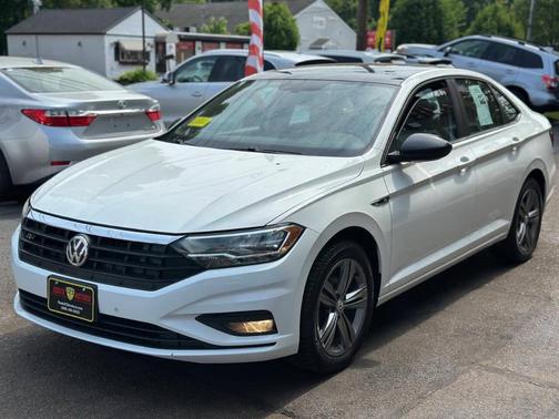 2019 Volkswagen Jetta 1.4T R-Line