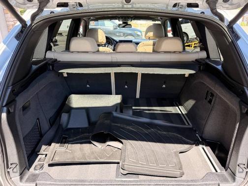 Pearl Silver Metallic 2018 BMW X5 xDrive35i