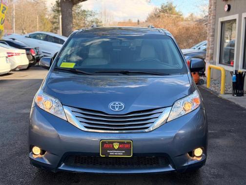 2015 Toyota Sienna XLE Premium