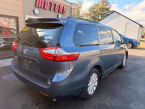 2015 Toyota Sienna XLE Premium
