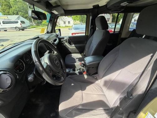 Commando Green 2013 Jeep Wrangler Unlimited Sport