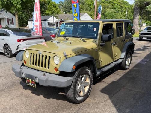 Commando Green 2013 Jeep Wrangler Unlimited Sport