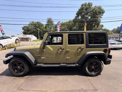 Commando Green 2013 Jeep Wrangler Unlimited Sport