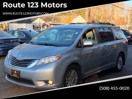 2017 Toyota Sienna XLE Premium