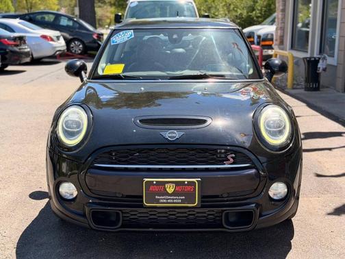 Midnight Black Metallic 2019 MINI Hardtop Cooper S