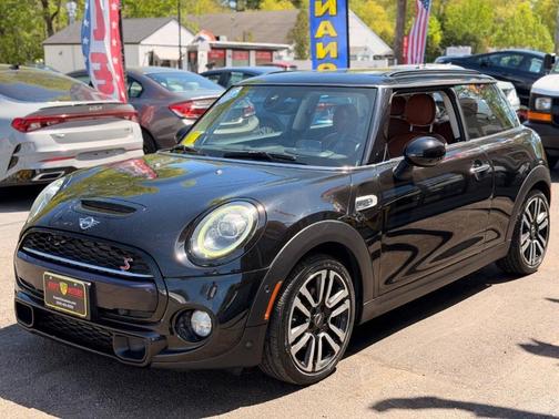Midnight Black Metallic 2019 MINI Hardtop Cooper S