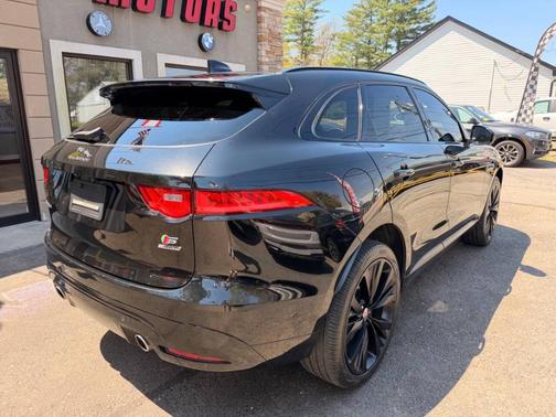 Santorini Black 2019 Jaguar F-PACE S