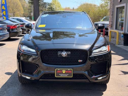 Santorini Black 2019 Jaguar F-PACE S